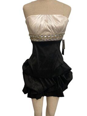 My Michelle Strapless Ruffled Party Dress Size 5